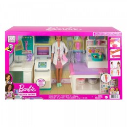 Muñeca Barbie en el médico - Le ponemos un kit de yeso