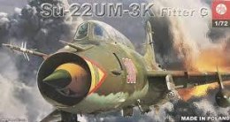 SAMOLOT DO SKLEJANIA 1 72 SU-22UM-3K FITTER G PLASTYK ZTS S-132 PLASTYK ZTS